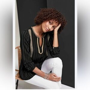 J.Jill embroidered Crinkled Peasant Top Navy Sz Large